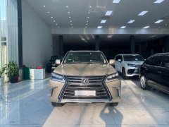 Bán Lexus LX570 sản xuất 2016 màu vàng cát, biển Hà Nội, 1 chủ từ đầu. Bán Lexus LX570 sản xuất 2016 màu vàng cát, biển Hà Nội, 1 chủ từ đầu.
