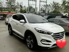 CHỢ ÔTÔ VĂN GIANG chào bán  Hyundai tucson 2017 1.6 turbo ngoc trinh xe Đẹp