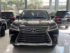 Bán Lexus LX570 sản xuất 2020, lăn bánh cực ít, 1 chủ từ mới.