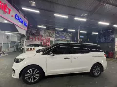 Chính chủ bán xe Kia sedona 2018, full dầu !