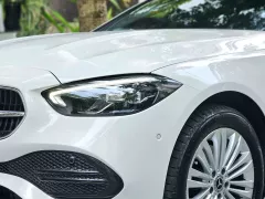 Cần bán Mercedes 2023, màu trắng