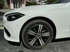 Xe Mercedes Plus 2021, màu trắng