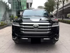 Bán Toyota Land Cruiser LC300 VXR nhập Trung Đông, Model 2022