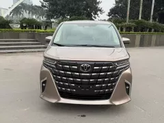 Bán Toyota Alphard 2.4 AT sản xuất 2024, mới 100%, xe giao ngay.