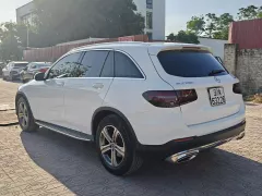 Xe Gia Đình Mercedes GLC 200 - 2019 - Giá : 1.050 Tỷ.