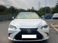 Bán Lexus ES250 sản xuất 2019, xe 1 chủ cực mới.