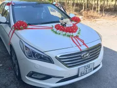 Cần bán gấp Hyundai Sonata 2014 - Giá 400 triệu