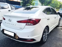 Hyundai Elantra 2021 2.0 AT - 6600 km Hyundai Elantra 2021 2.0 AT - 6600 km