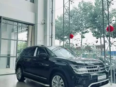 CẦN BÁN XE Teramont President - SUV 6 chỗ CẦN BÁN XE Teramont President - SUV 6 chỗ