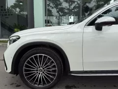 Mercedes-Benz GLC 300 4MATIC – SUV hạng sang bán chạy số 1 của thương hiệu Ngôi Sao 3 cánh. Mercedes-Benz GLC 300 4MATIC – SUV hạng sang bán chạy số 1 của thương hiệu Ngôi Sao 3 cánh.