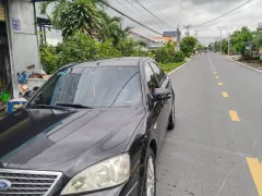 Xe Ford Mondeo, phiên bản 2.5 AT, sản xuất năm 2004 Xe Ford Mondeo, phiên bản 2.5 AT, sản xuất năm 2004