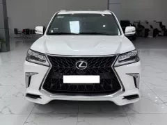 Bán Lexus LX570 sản xuất 2016, lăn bánh cực ít. Xe siêu mới.