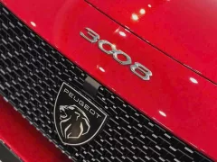 Peugeot 3008 Premium Red Sensation phối màu quyến rũ nhất của dòng 3008
