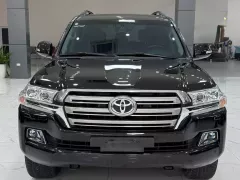 Bán Toyota Land Cruiser 4.6 V8 sản xuất 2019. Xe cực mới.