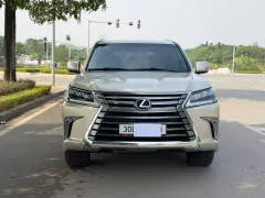 Em cần bán Lexus LX570 Vàng Cát xe sản xuất năm 2018 một chủ từ đầu. Cam kết xe đẹp không đâm đổ,
