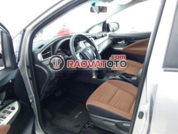 Bán Toyota Innova đời 2017, giá tốt