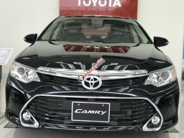 Bán Toyota Camry 2.0E đời 2018, hỗ trợ trả góp 80%, lãi suất 0,65% hỗ trợ 100% thủ tục ngân hàng. Liên hệ: 098.5976.098
