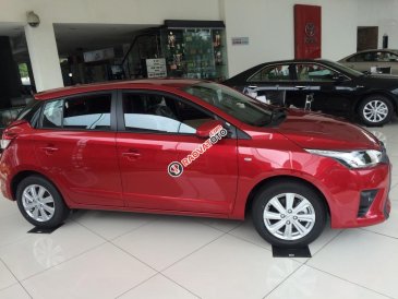 Bán xe Toyota Yaris 1.5G năm 2017, màu đỏ, nhập khẩu chính hãng, hỗ trợ trả góp 90%, giao xe ngay