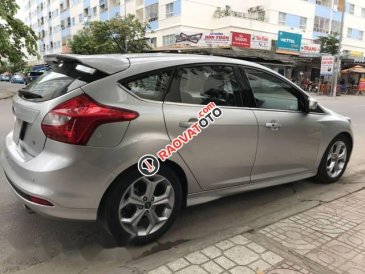Cần bán gấp Ford Focus đời 2013, màu bạc, 545tr