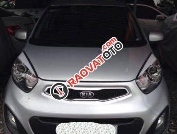 Cần bán xe Kia Picanto AT đời 2013, màu bạc