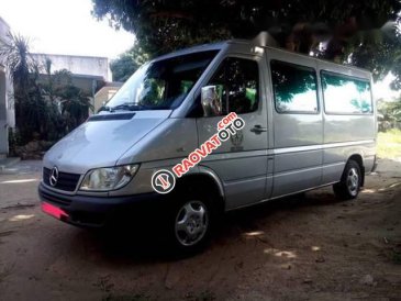 Bán xe Mercedes Sprinter sản xuất 2006, màu bạc, 300tr