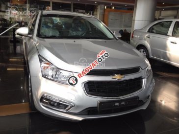 Chevrolet Cruze 1.6LT số sàn 2017, nhiều màu, vay 90%, giao xe liền