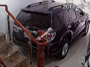 Cần bán Toyota Fortuner V 2012, giá tốt