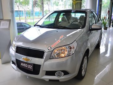 Bán xe Chevrolet Aveo LTZ màu bạc, mua xe trả góp - LH: 090 102 7 102 Ms Huyền