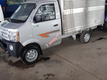 Xe tải nhỏ Dongben 900kg chở hàng Tết, hỗ trợ trả góp