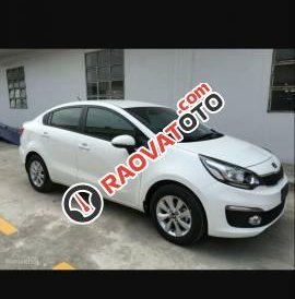 Bán ô tô Kia Rio đời 2017, màu trắng