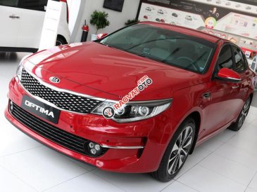 Bán ô tô Kia Optima GAT 2017, màu đỏ