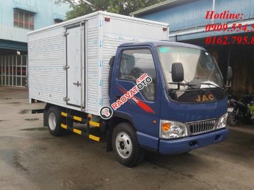 Bán xe Jac 2400kg, đời 2017, trả góp 80%