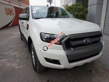 Bán Ford Ranger XLS MT giá hấp dẫn, hỗ trợ trả góp 80%, lãi suất thấp