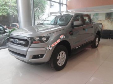 Cần bán Ford Ranger 2.2L XLT MT 4x4 đời 2017, màu bạc, nhập khẩu nguyên chiếc, 750tr