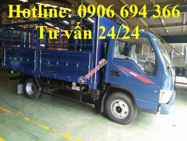 Bán xe tải Jac 2 tấn 4 thùng bạt, hỗ trợ vay cao trên toàn quốc