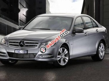 Bán ô tô Mercedes C200 đời 2011, màu xám, xe nhập còn mới