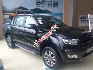 Bán Ford Ranger Wildtrak 3.2L AT đời 2017, màu đen, xe nhập