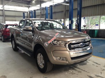 Bán Ford Ranger Wildtrak 3.2L AT đời 2017, xe nhập