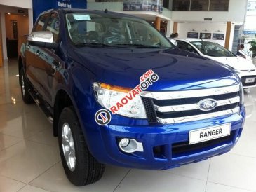 Bán ô tô Ford Ranger 2.2L XLT MT 4x4 đời 2017, màu xanh lam, nhập khẩu