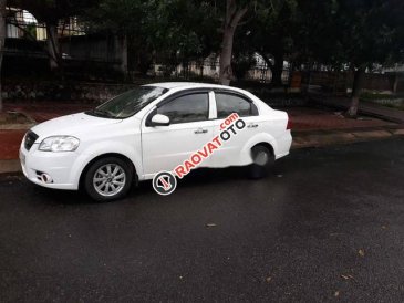 Bán xe Daewoo GentraX đời 2011, màu trắng như mới
