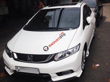 Cần bán xe Honda Civic 2.0 đời 2016, màu trắng