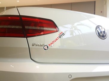 Còn 1 chiếc duy nhất Volkswagen Passat S 2015, màu trắng, nhập khẩu chỉ 1 tỷ 160 triêu