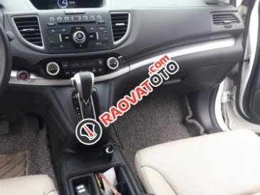 Cần bán xe Honda CR V 2.0 AT 2016, màu trắng 