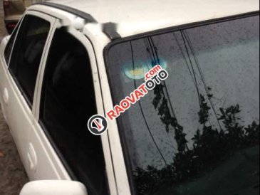Cần bán gấp Daewoo Cielo năm sản xuất 2000, màu trắng, nhập khẩu nguyên chiếc giá cạnh tranh