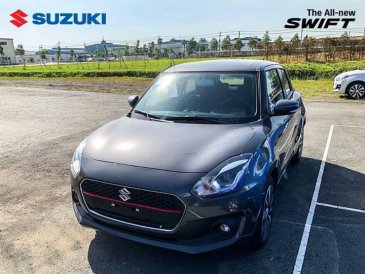 Cần bán Suzuki Swift đời 2018, màu xám, nhập khẩu chính hãng