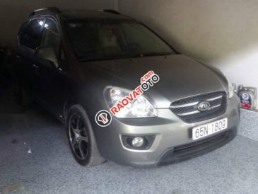 Cần bán Kia Carens 2.0 MT đời 2011 chính chủ