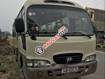 Cần bán xe Hyundai County đời 2003, màu kem (be), xe nhập