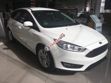 Bán Ford Focus sản xuất năm 2019, màu trắng