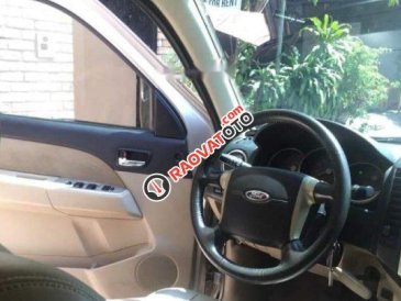 Bán ô tô Ford Everest sản xuất năm 2008, màu hồng phấn