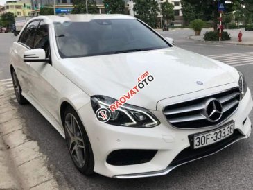 Bán Mercedes E250 AMG năm sản xuất 2015, màu trắng